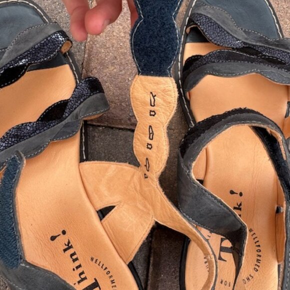 Think! Leather Black Velcro Strappy Comfort Sandals Size 39 - Picture 6 of 9